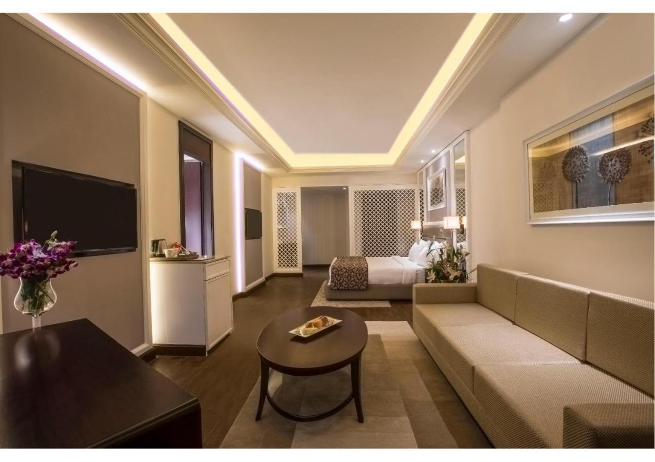 Singhania Sarovar Portico Rāipur Exteriör bild