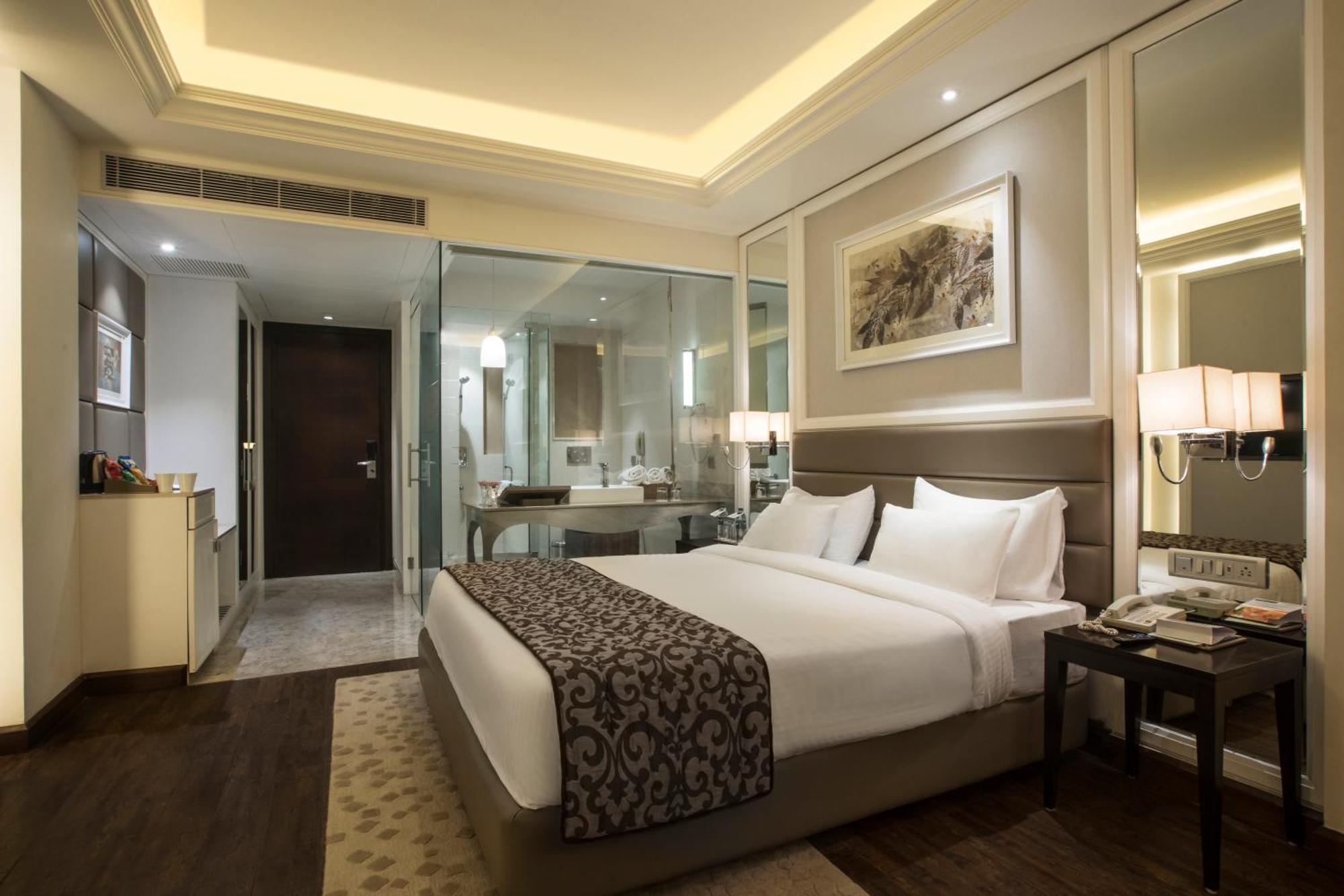 Singhania Sarovar Portico Rāipur Exteriör bild